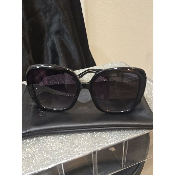 Quay Australia Full Glam Oversized Square Sunglasses- Black Frame/Smoke Lens main image 7